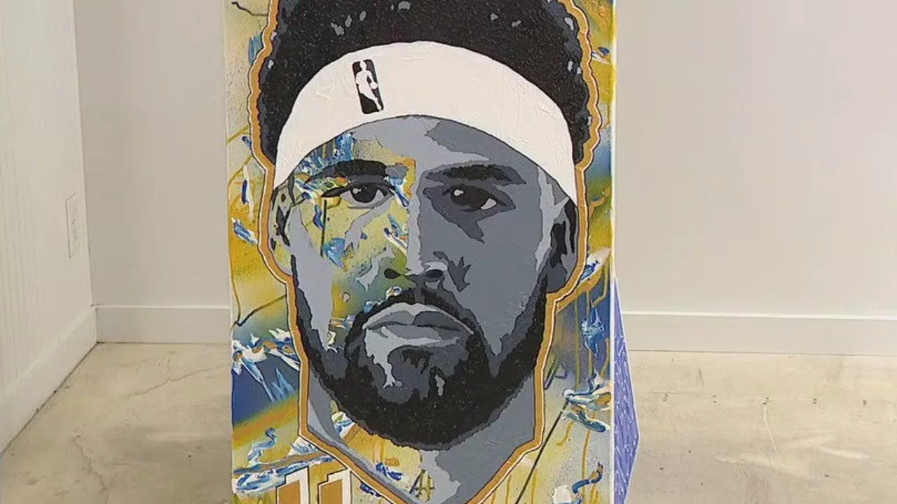 Art exhibit, tribute by Warriors fans for Klay Thompson ahead of game at Chase Center