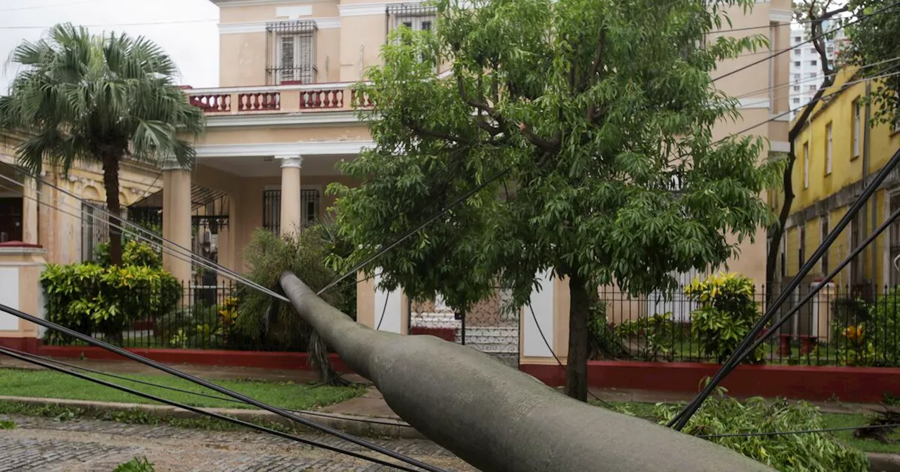 Rusia ofrece a Cuba 80.000 toneladas de diésel y equipo para sector energético, dice prensa estatal