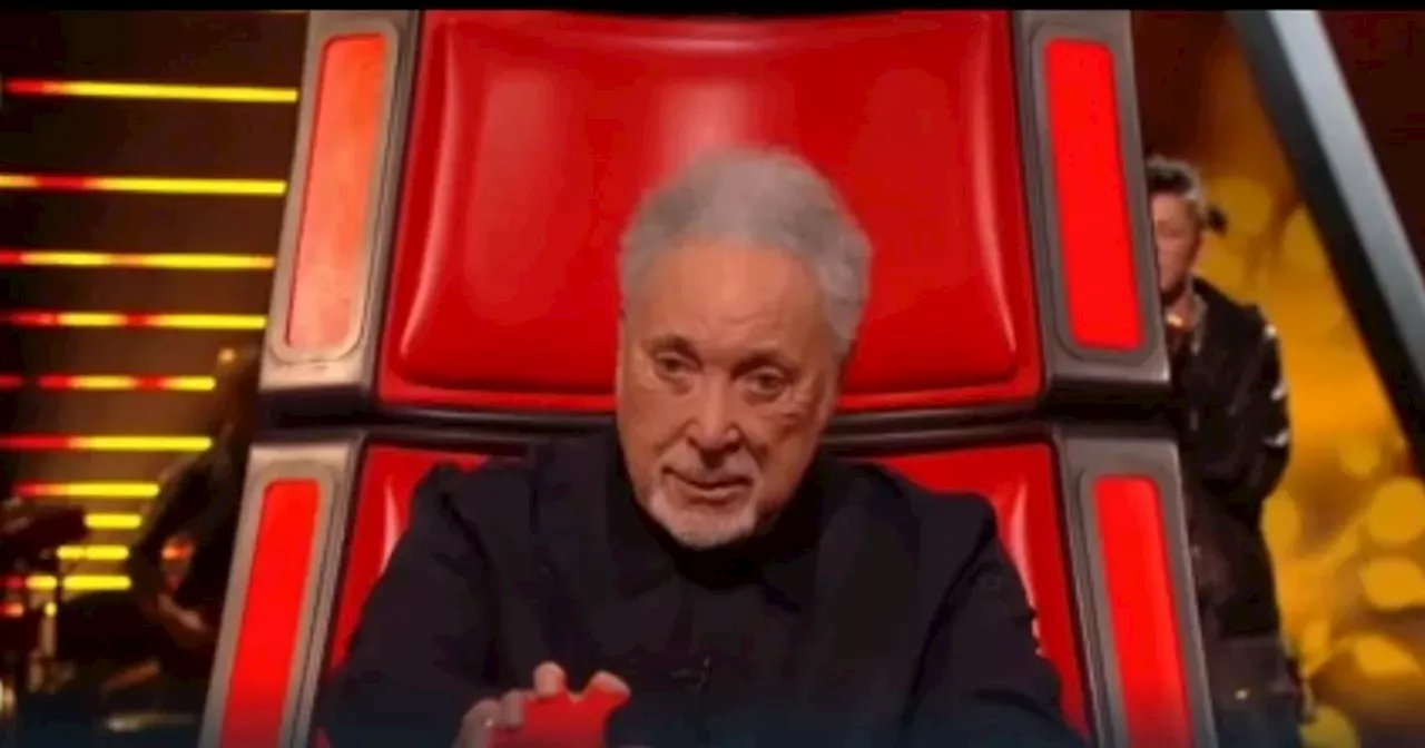 Tom Jones apologises for snubbing music legend in 'uptight reaction' after feud