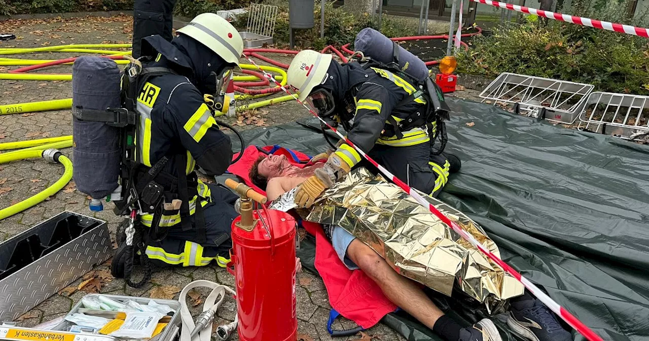 Feuerwehr und Rettungskräfte heute im Kreis Gütersloh und Bielefeld