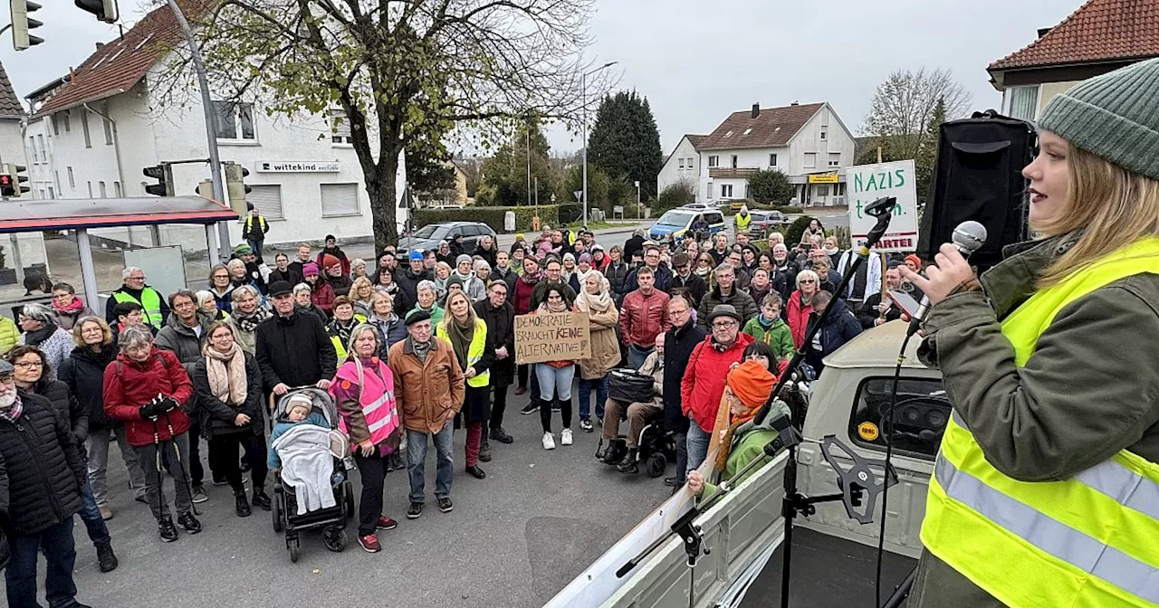 Mit Video: Engeraner und Spenger gehen für Demokratie auf die Straße