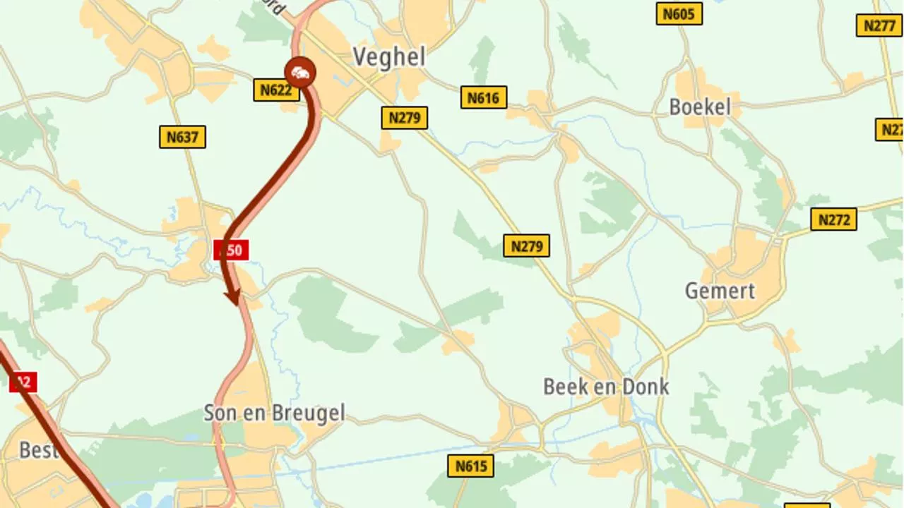 112-nieuws: 4 voertuigen botsen op A50 • kapotte vrachtwagen weg van oprit