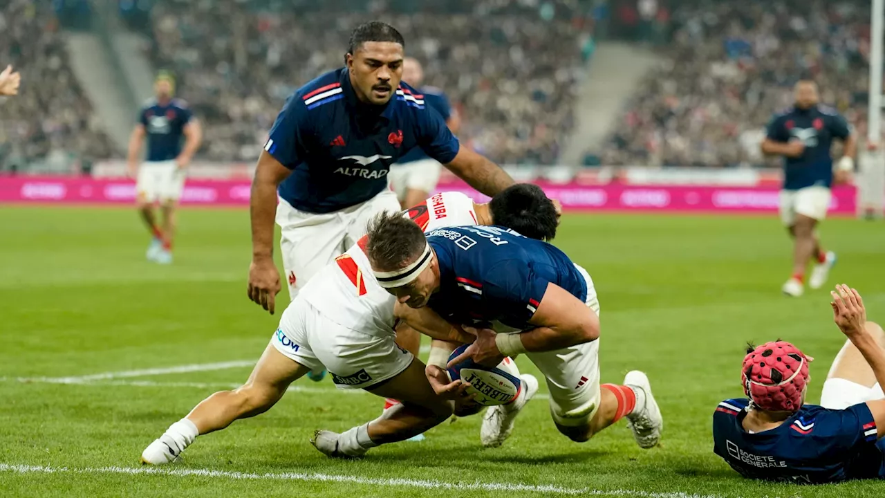 Festival offensif, soir de premières... les Bleus pulvérisent le Japon pour le début de la tournée...