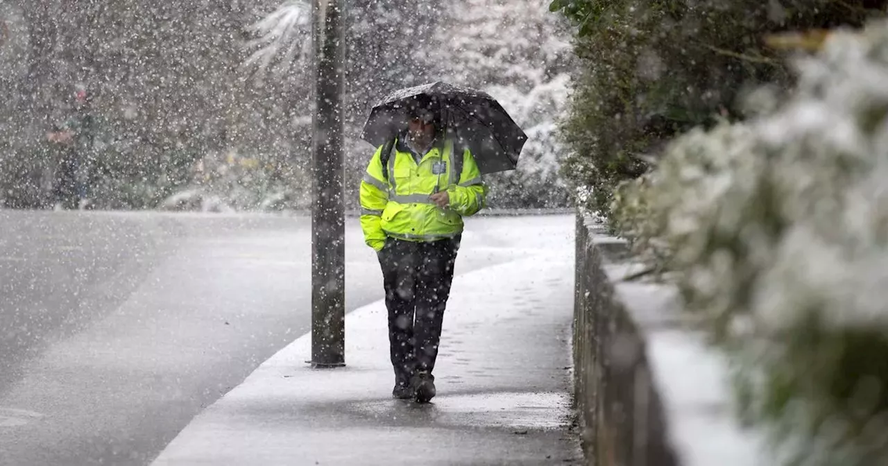 Weather map predicts date of first snowfall in Ireland this November