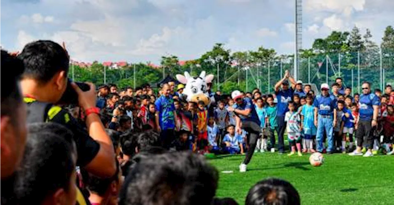 FGV, NFDP unveil young football talents at Bright Cow Junior Cup 2024