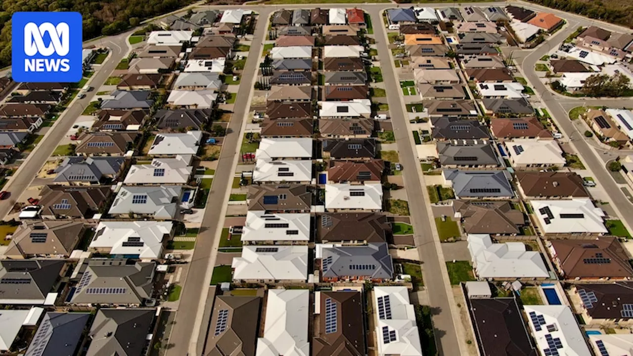 AEMO wants emergency powers to switch off solar in every state amid fears of 'system collapse'