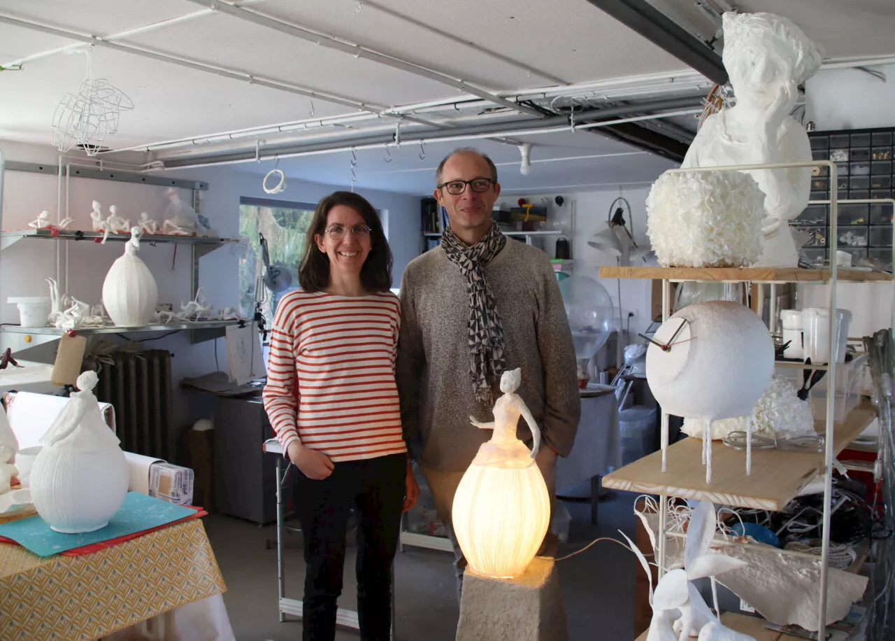 Construites dans leur atelier en Gironde, leurs décorations séduisent l'Opéra de Paris