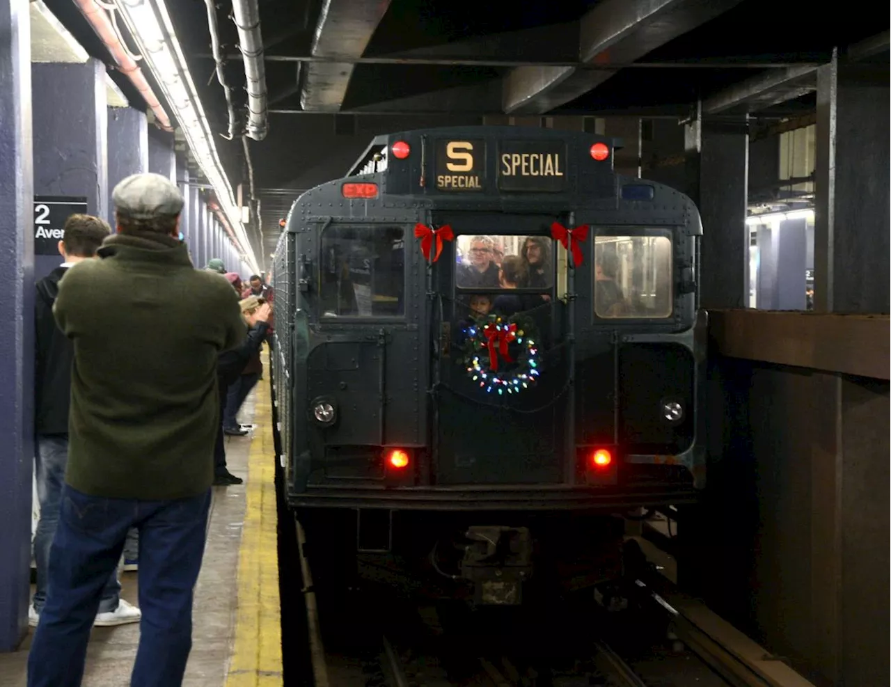 Holiday Nostalgia Rides return to the NYC subways this month