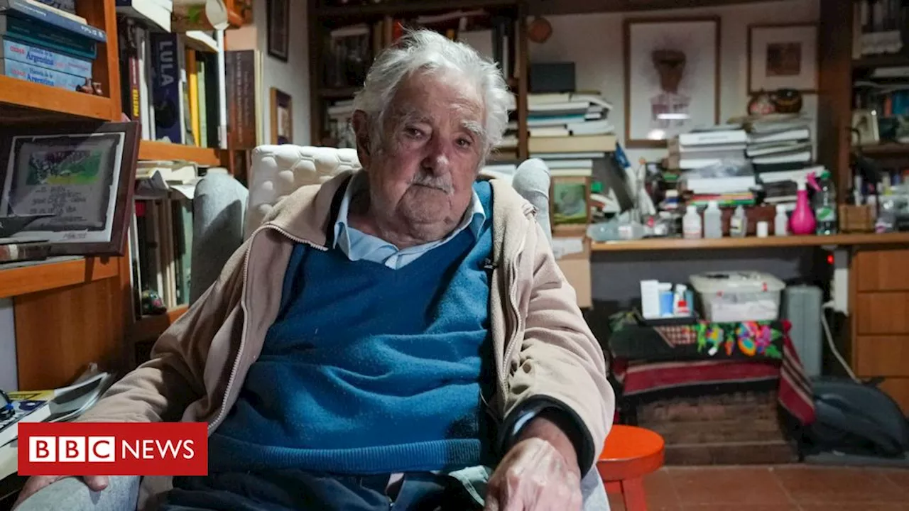 Mujica: 'Se não tiver uma causa, a sociedade vai te enquadrar'