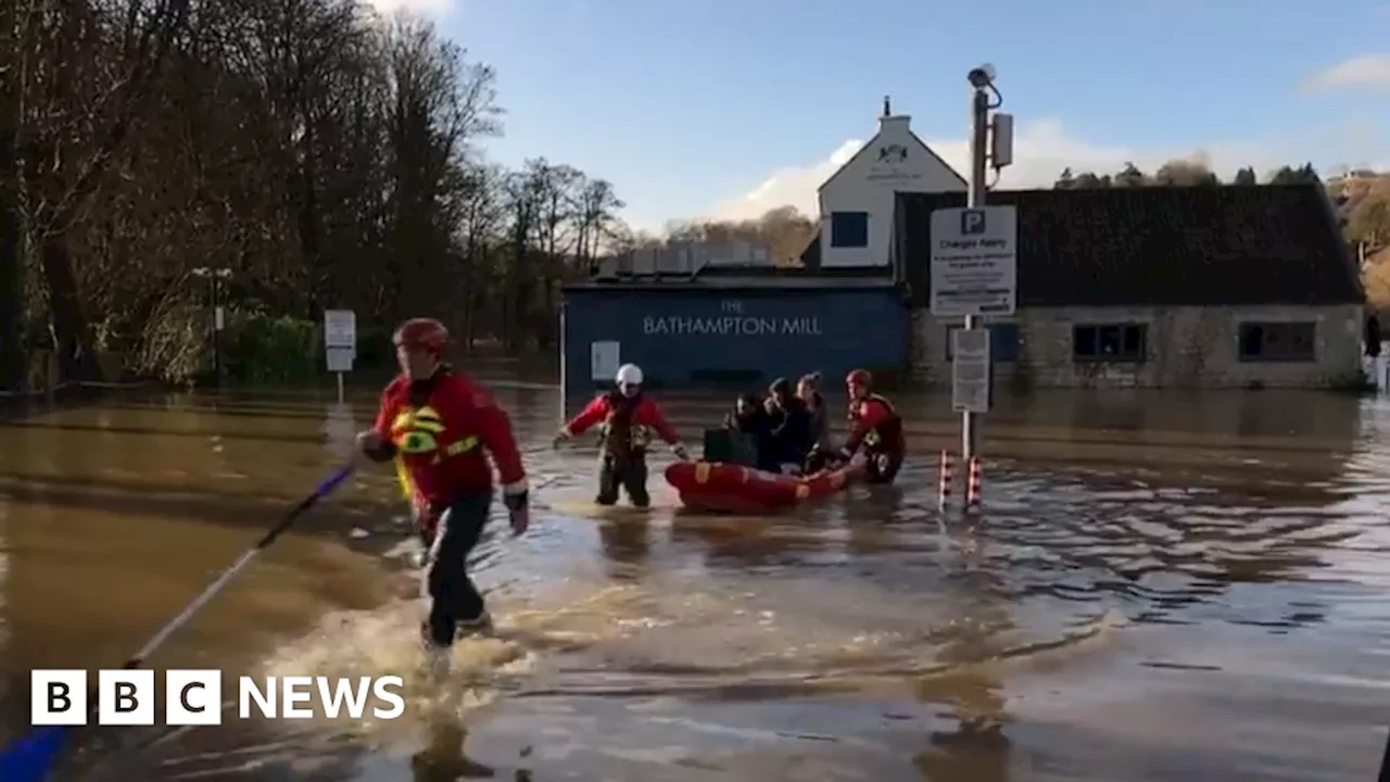 Headlines: Storm Bert flooding, Sir Rod Stewart and Bristol Cars