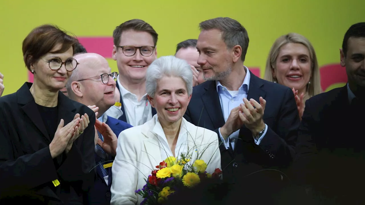 FDP kämpft um Überleben nach D-Day-Skandal