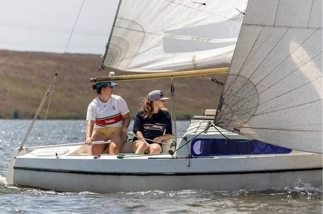 Sailboat Racing: A Strategic Chess Game on Water