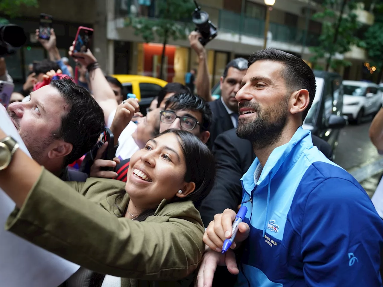 Novak Djokovic Yıllar Sonrası Arjenta'ya Döner, Juan Martín Del Potro'yu Tercih Edilen Vurguyla Ödüllendirir