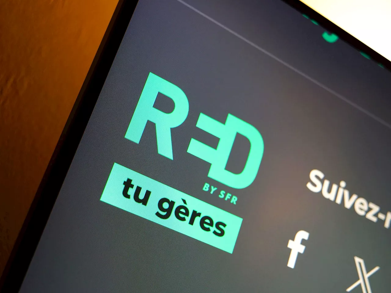 Black Friday : dernières heures pour profiter du forfait RED 300 Go en 5G pour 9,99€ ⌛