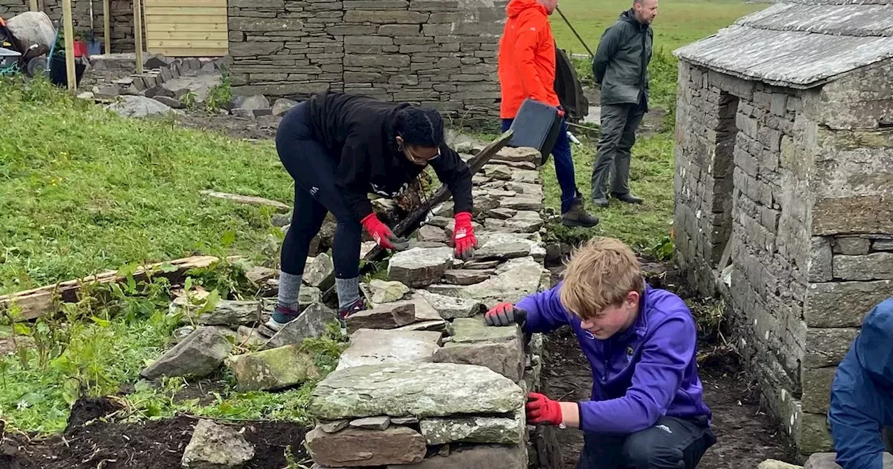 Students live off-grid on uninhabited Scots island to restore infrastructure