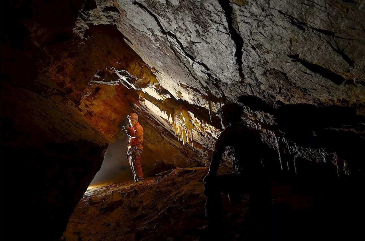 España suma más de 4.500 kilómetros de cuevas y cada año se descubren 50 kilómetros más