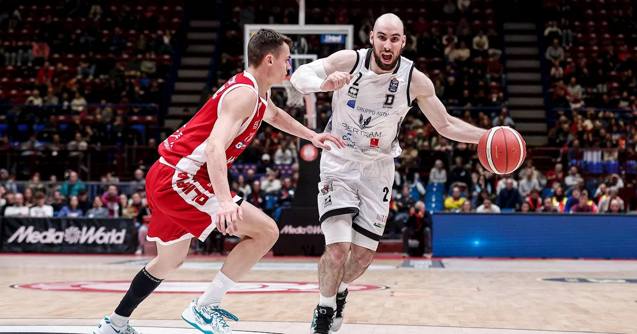 L'Olimpia Milano regala il primo tempo, Tortona passa al Forum 98-94