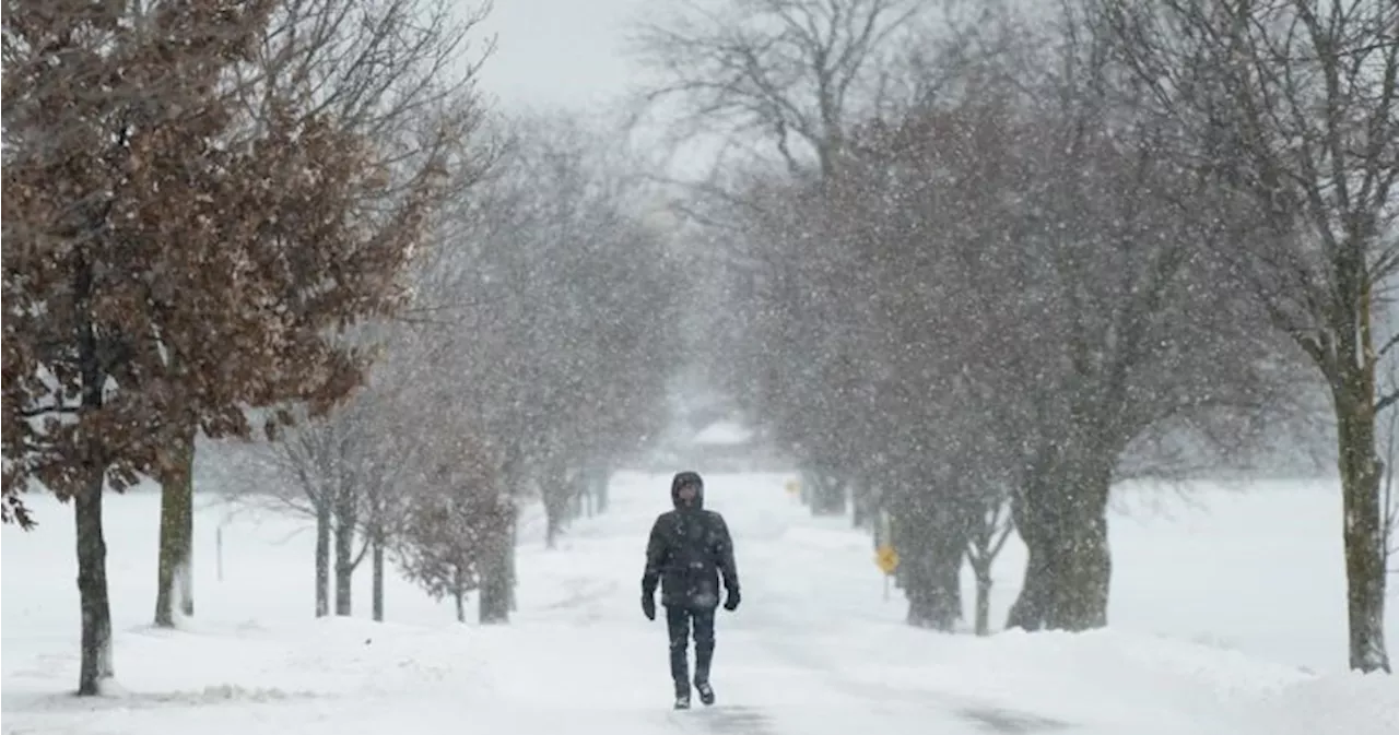 As snow clean-up continues in parts of Ontario, intense squalls move south