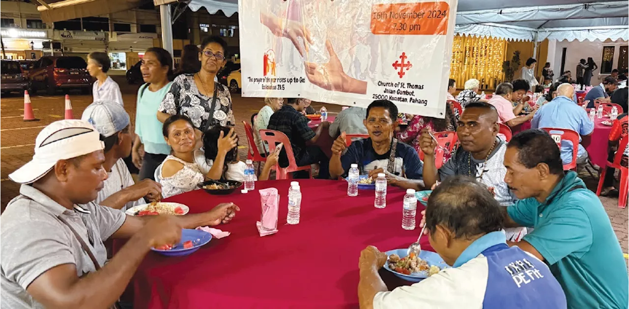 Church of St Thomas the Apostle Marks World Day of the Poor with Communal Meal