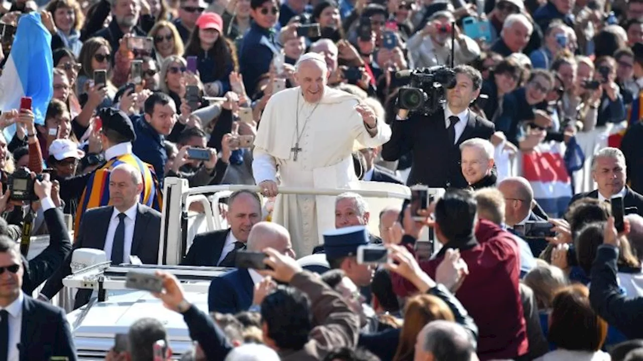 Pope Francis Begins Reflection on 'The Spirit and the Bride': Emphasizing the Uniqueness of Charisma