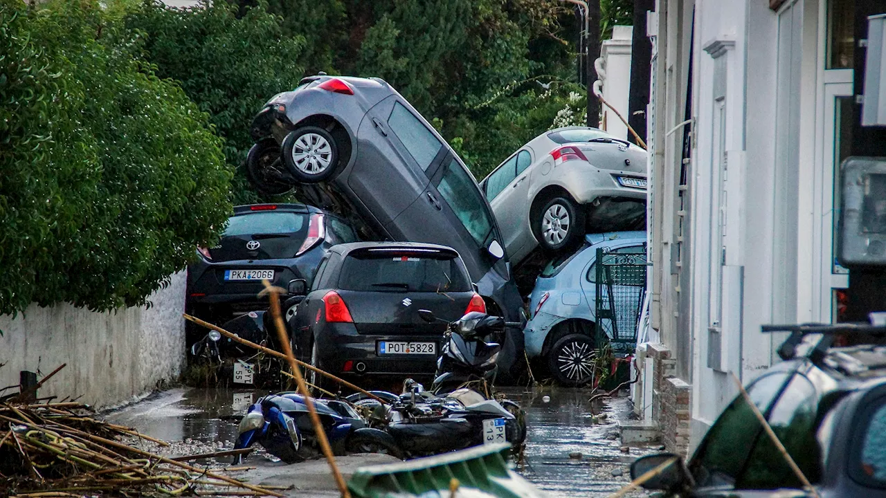 Autos weg, Häuser voll Wasser - Unwetter-Chaos auf griechischer Urlaubsinsel Rhodos