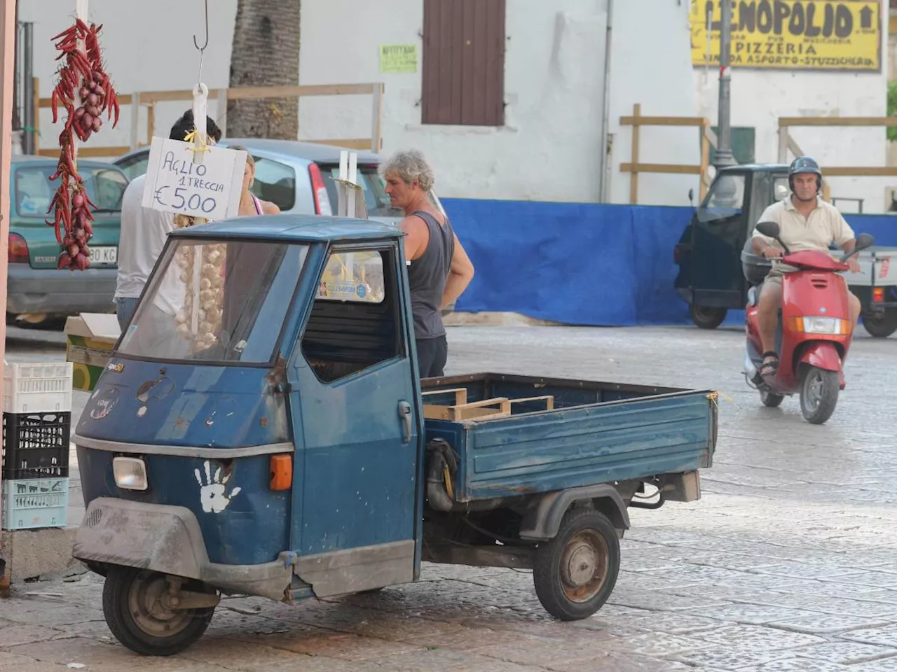 Addio alla produzione italiana dell'Ape Piaggio: trasferimento della fabbrica in India per motivi economici