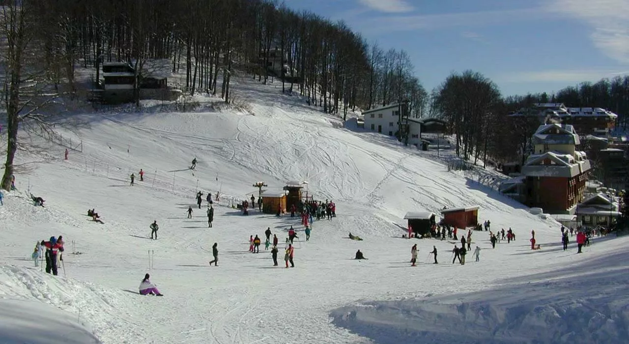 Sciare in Trentino a Natale, le località migliori delle Alpi. Baby park, skipass, family hotel: tutto quello c