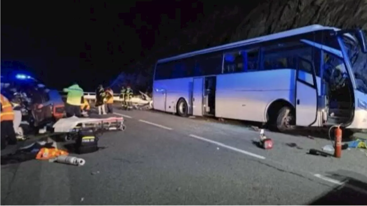 Un pasajero desaparecido tras el accidente del autobús en los Pirineos es hallado con vida