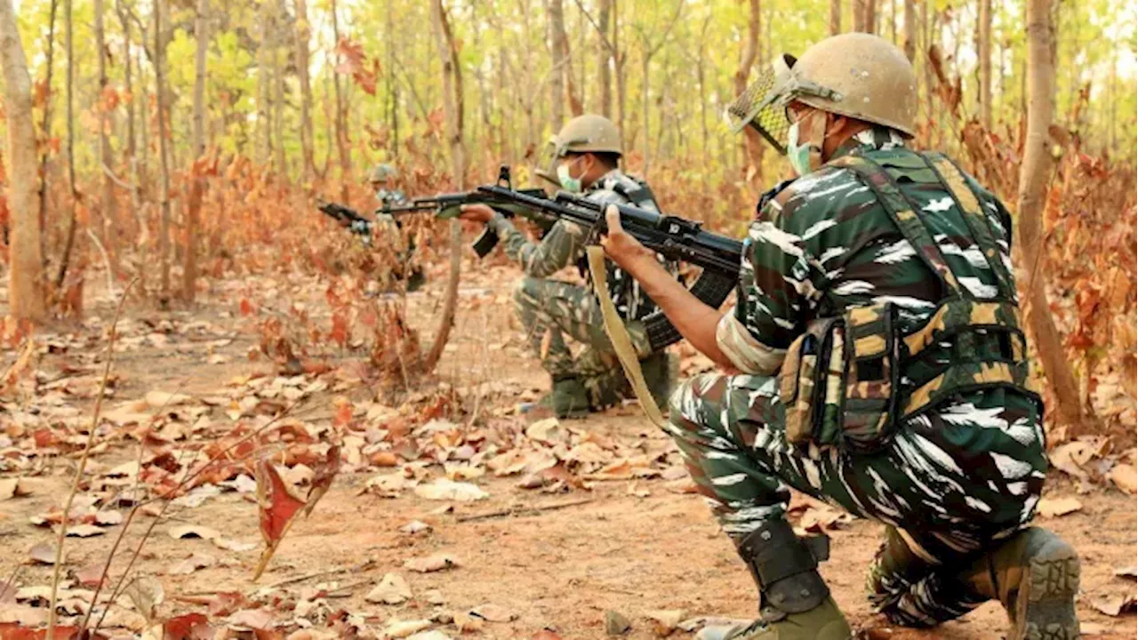 तेलंगाना में सुरक्षाबलों के साथ मुठभेड़ में सात नक्सली ढेर, एके-47 सहित कई हथियार बरामद