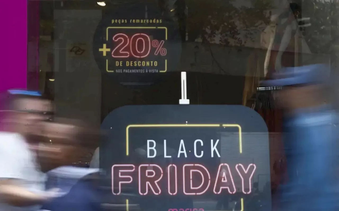 Black Friday: vendas nas lojas físicas e digitais crescem com relação a 2023