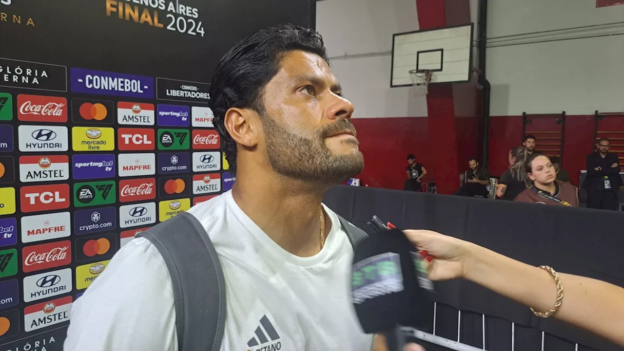 Fora da Libertadores em 2025, Hulk descarta saída do Atlético-MG: 'Vou honrar meu contrato'