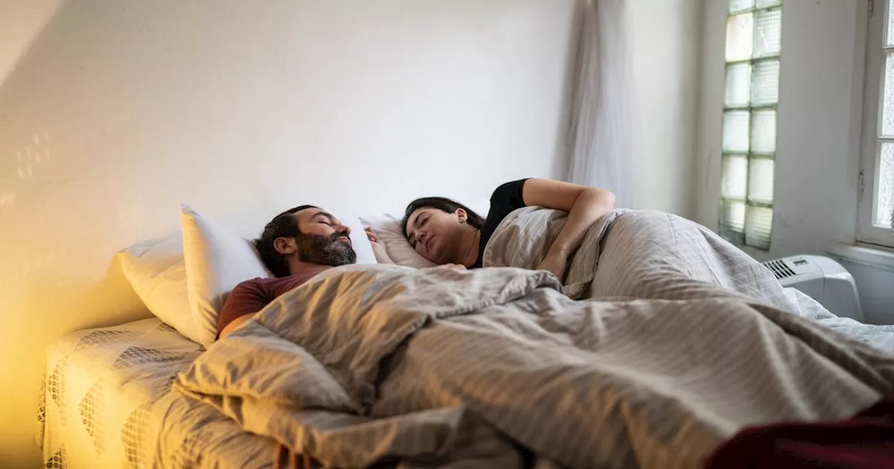 Lit conjugal : 4 conseils pour retrouver un sommeil réparateur avec un conjoint qui dort mal