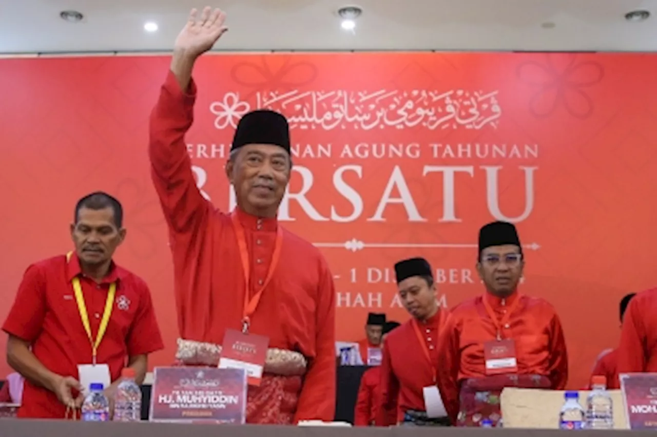 Bersatu VP Stands Firm to Defend Muhyiddin as PN Chairman