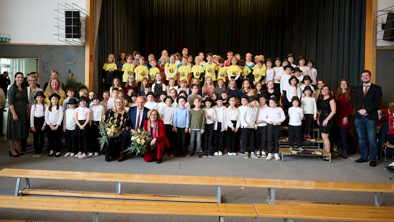 Volksschule Höflein feiert 30-jähriges Jubiläum