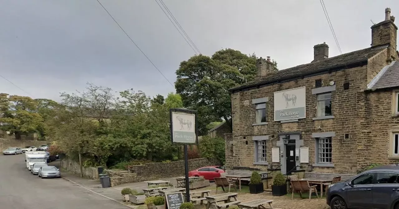 Peak District country pub's Sunday roast named among best in UK