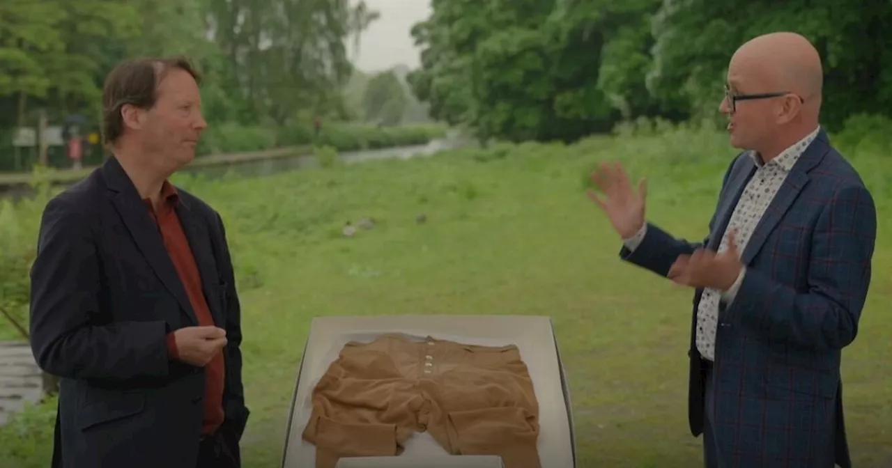 Antiques Roadshow guest left gobsmacked as long johns gets huge valuation