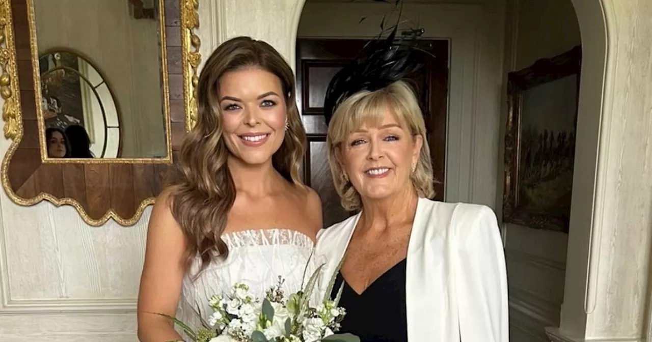 Doireann Garrihy matches with mum Clare for her winter wonderland wedding