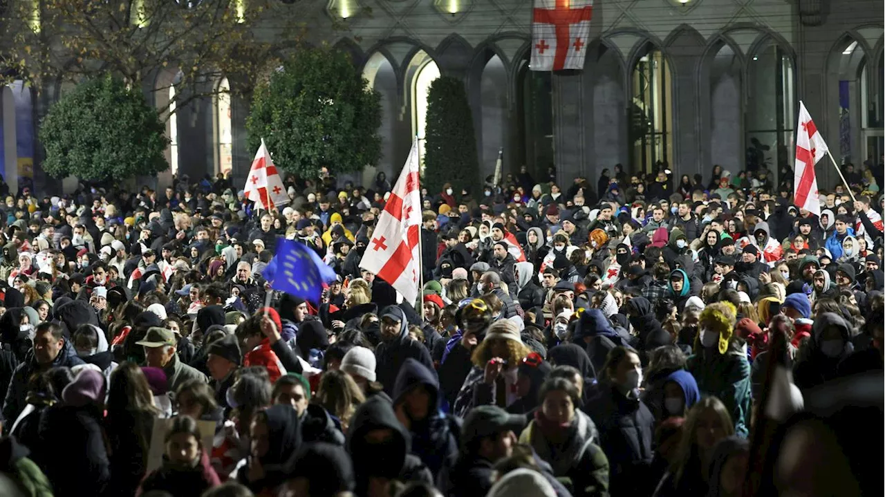 Demos in mindestens acht Städten: Protest gegen Anti-EU-Kurs der georgischen Regierung weitet sich aus