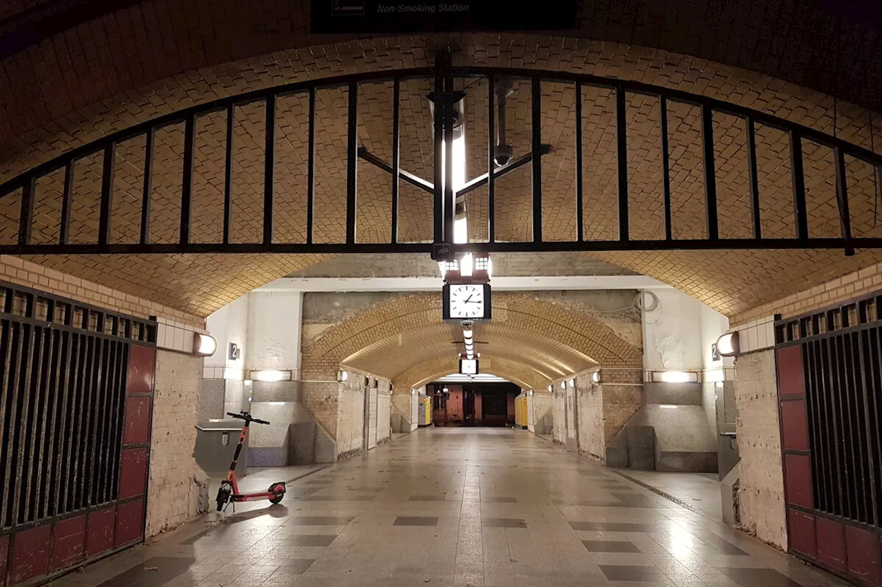 Berlin Nachts: Von 1 Uhr an Bahnhof Zoo