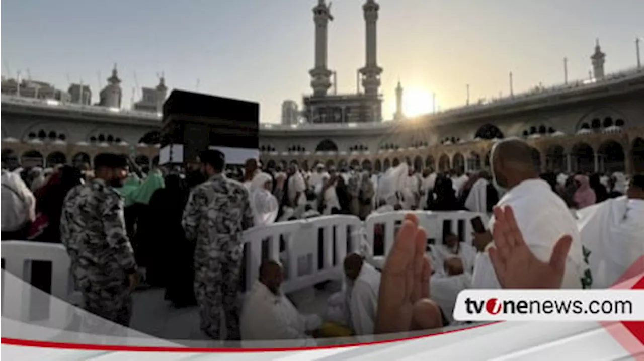 Ustaz Adi Hidayat Beri Kabar Baik! Bagi yang Belum Haji dan Umrah Bisa Dapat Pahalanya Jika Shalat Dhuha di Jam…