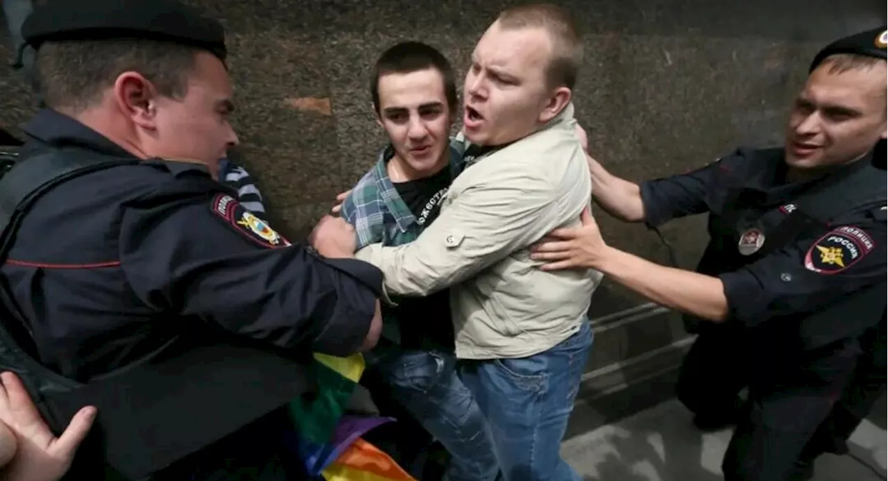 Police Raid Gay Bars in Moscow on Anniversary of Anti-LGBTQ Ban