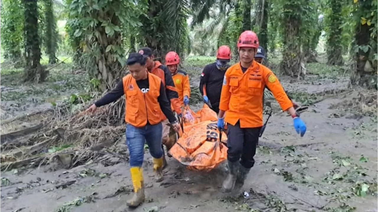 Tim SAR Temukan Jasad Supir Hiace Akibat Tertimbun Longsor di Deliserdang