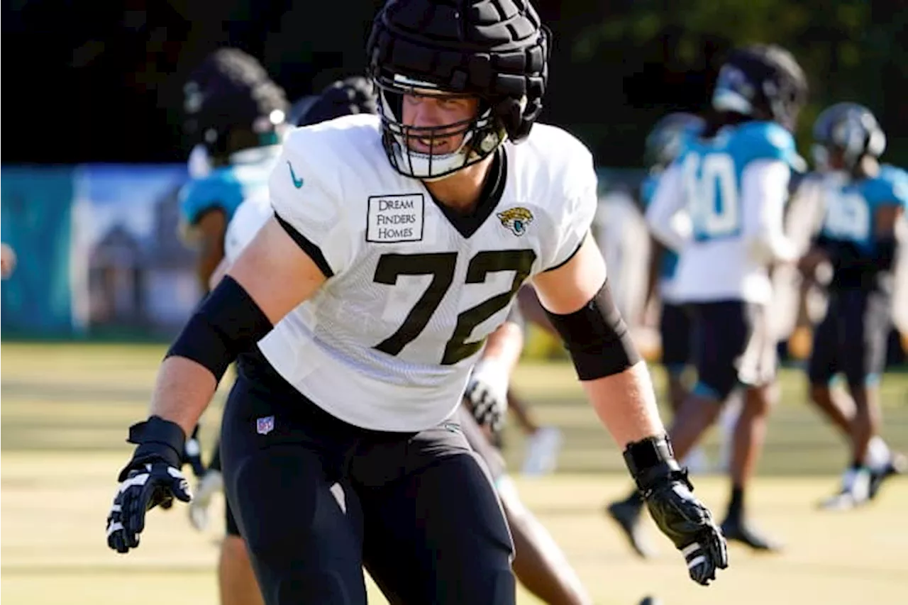 Jaguars sign Walker Little to 3-year contract extension