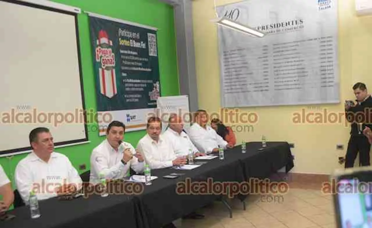 CANACO Xalapa y Sección 32 del SNTE firman convenio