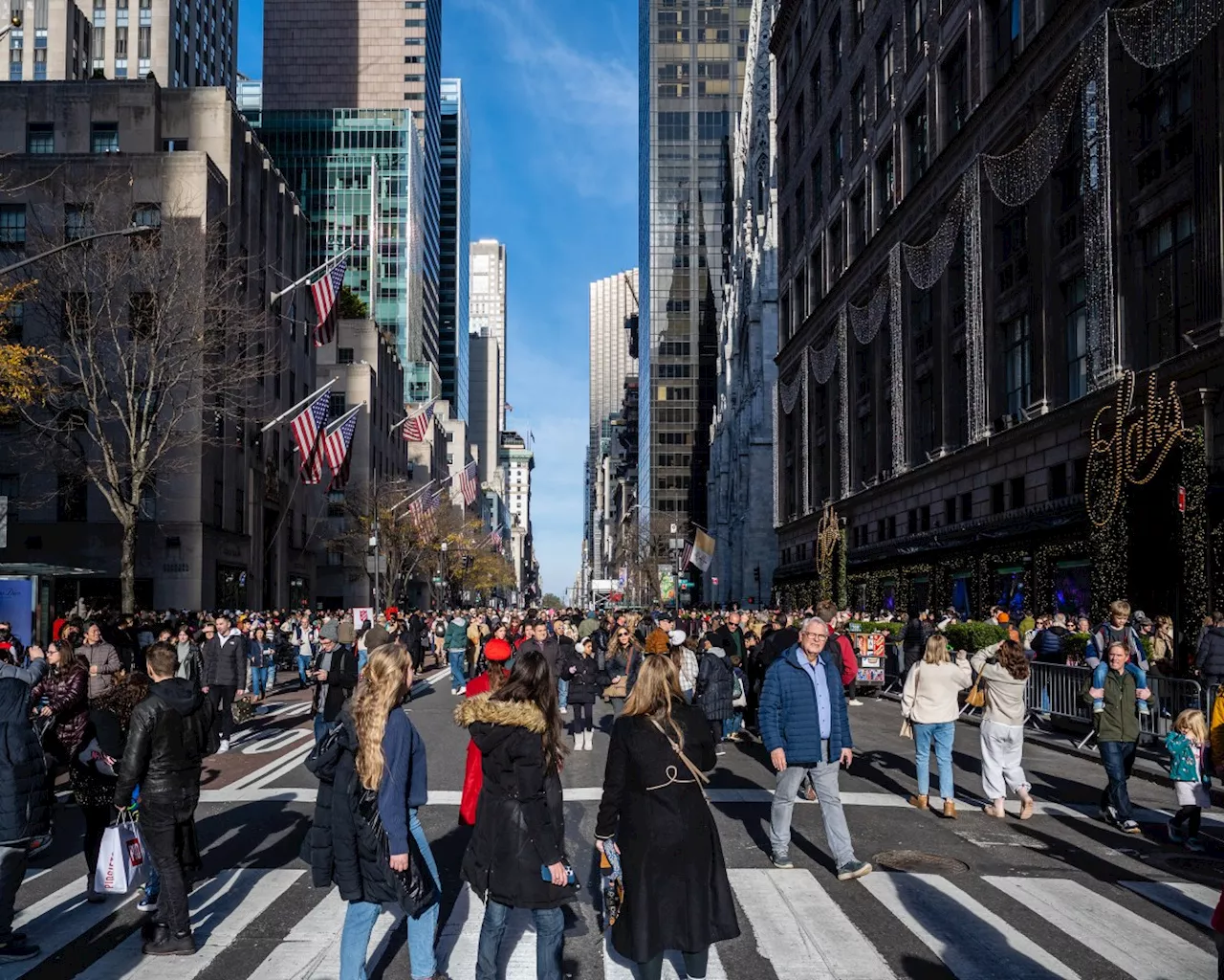 5th Avenue at 200: Magnificent Manhattan thoroughfare celebrates past while looking toward the future |