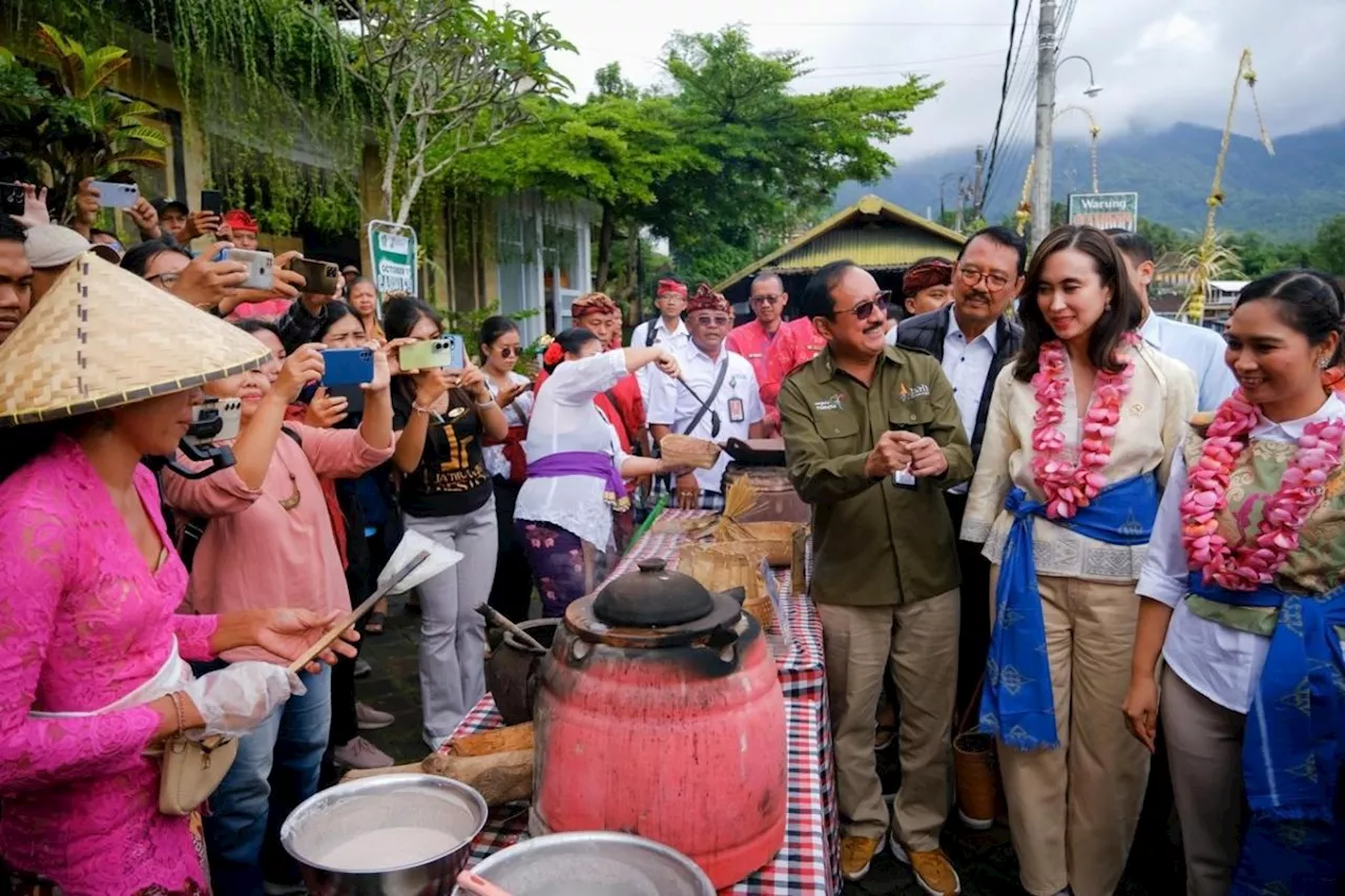 DPR minta Kemenpar berbenah dalam tingkatkan kualitas pariwisata RI