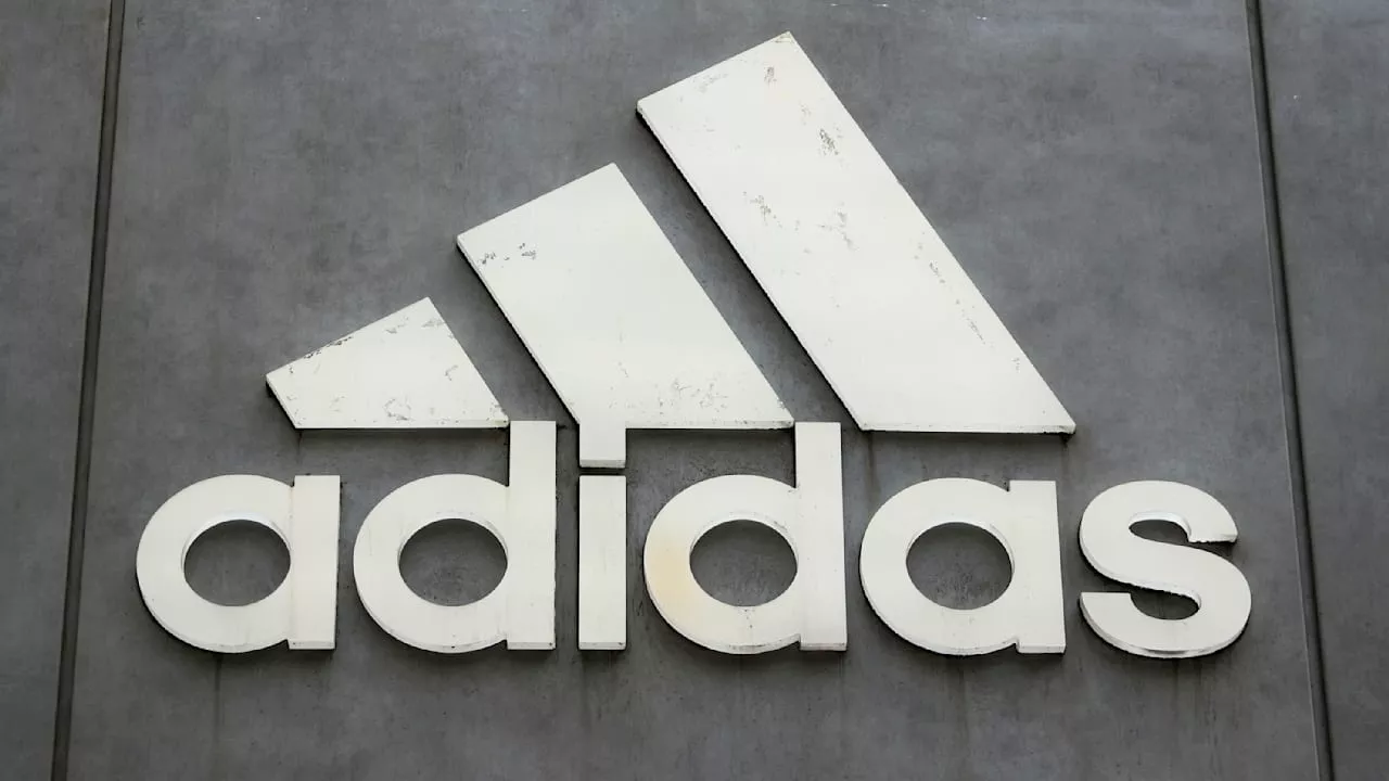 Steuer-Razzia bei Adidas am Tag des Messi-Besuchs