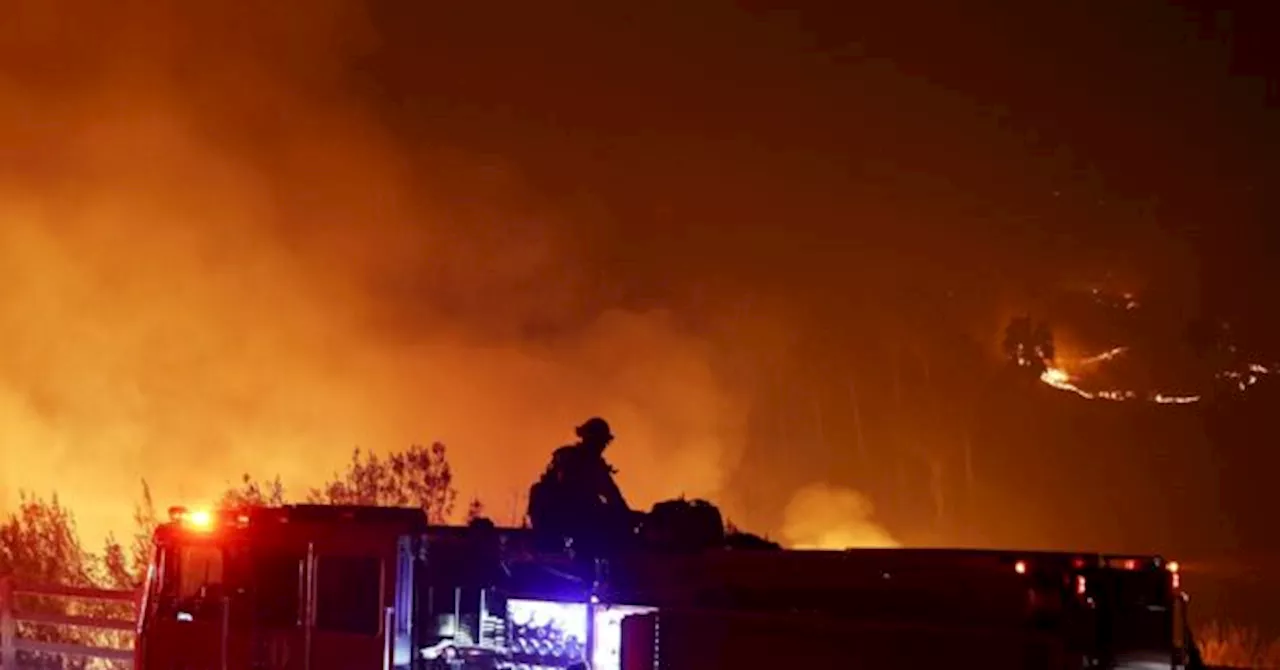 VIDEO: Franklin Fire Rages in Malibu, Burning 2,200 Acres Near Pepperdine University