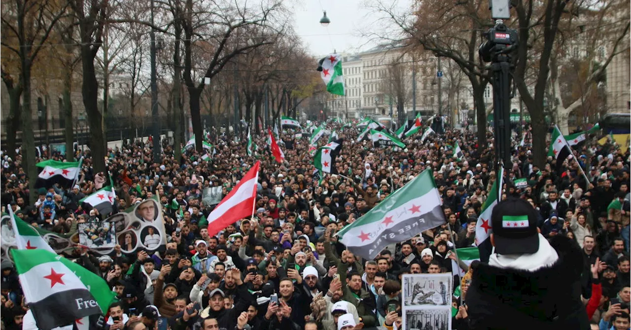 Zehntausende Syrer feierten in Wien: Was das Ende des Assad-Regimes für sie bedeutet