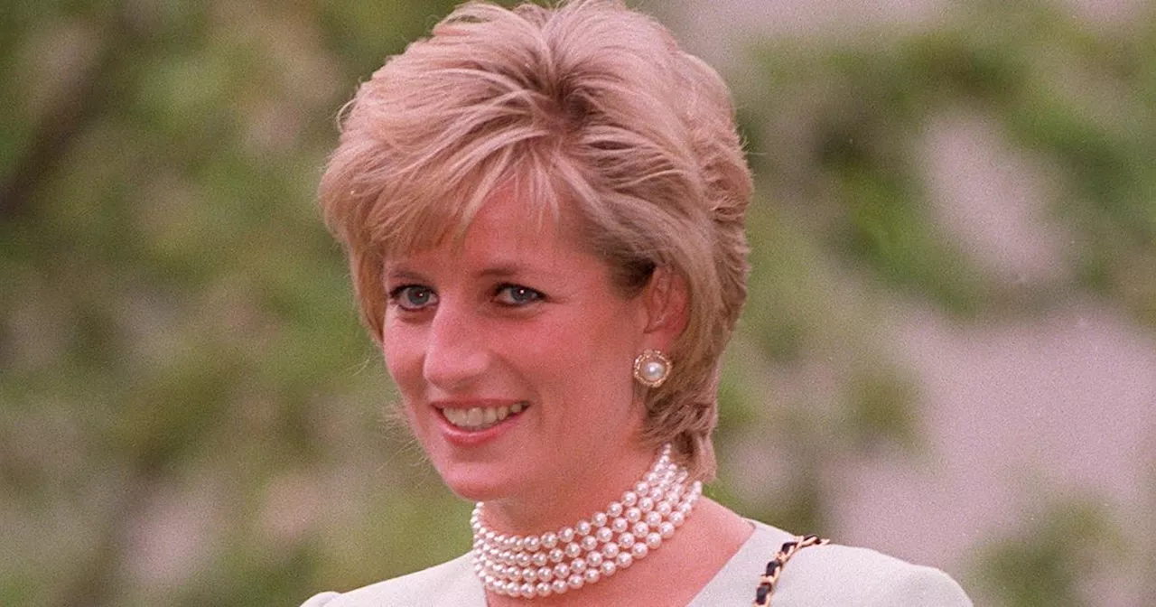 Lady Diana aussi difficile que Meghan Markle ? Quand la princesse de Galles licenciait arbitrairement son personnel…